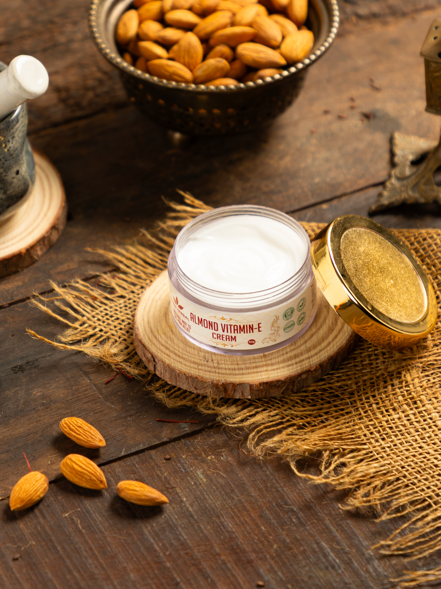 Almond Cream Enriched with Vitamin E - 50g